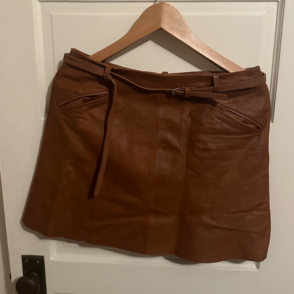 Joie size medium mini brown leather skirt